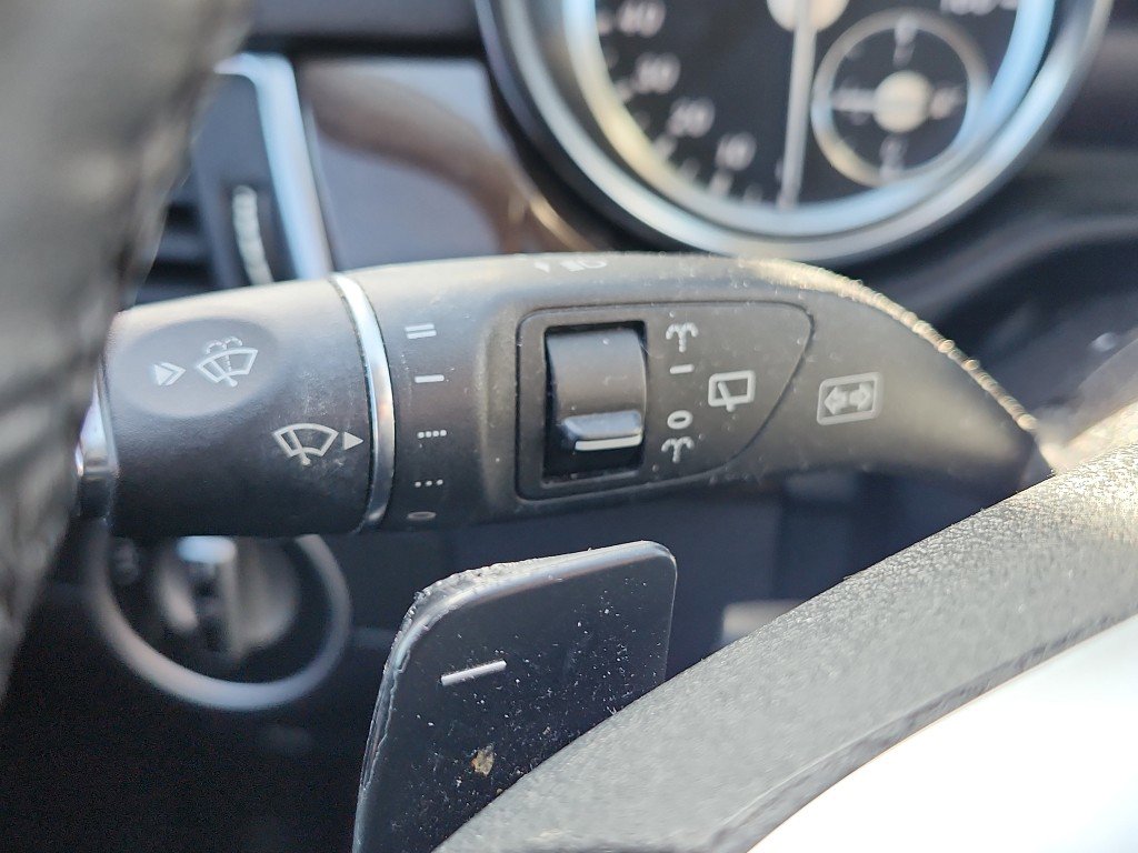 Used 2014 Mercedes-Benz ML 350 BlueTEC 4MATIC image 29