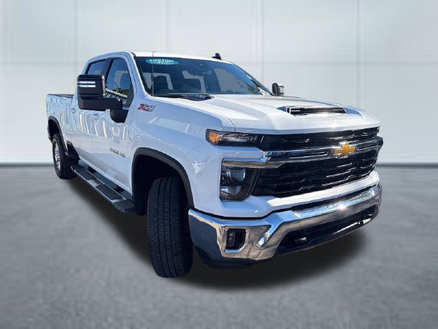 Used 2026 Chevrolet Silverado 2500 LT AWD/4WD image 5