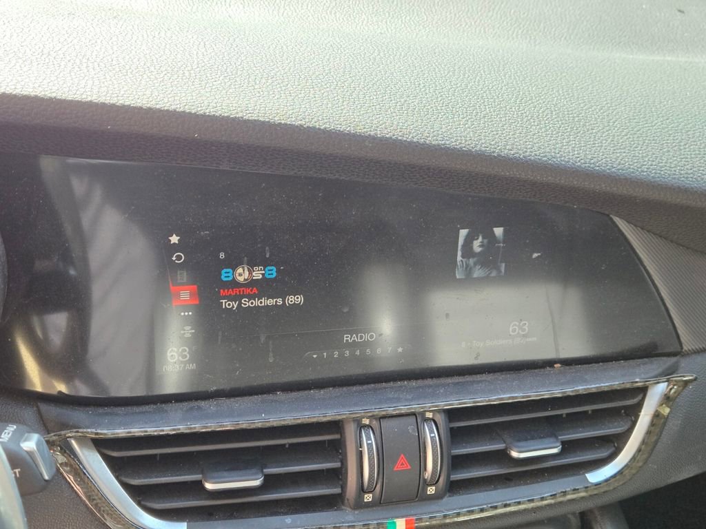 Used 2018 Alfa Romeo Giulia Ti Sport w/ Quick Order Package 22U Sport image 10