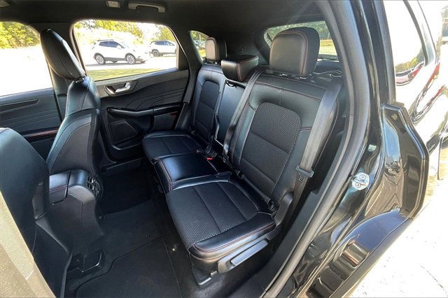 Used 2025 Ford Escape ST-Line image 22