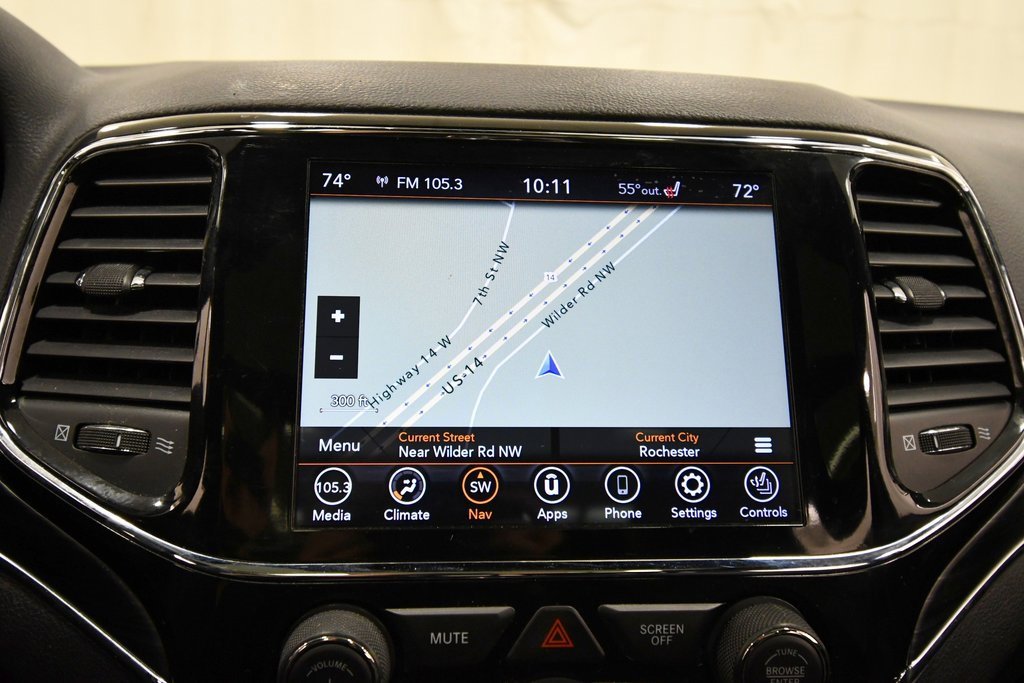 Used 2020 Jeep Grand Cherokee Limited w/ Luxury Group II image 25