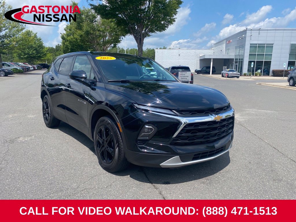 Used 2025 Chevrolet Blazer LT