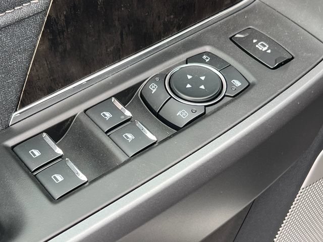 New 2026 Ford F550 4x4 Crew Cab image 14