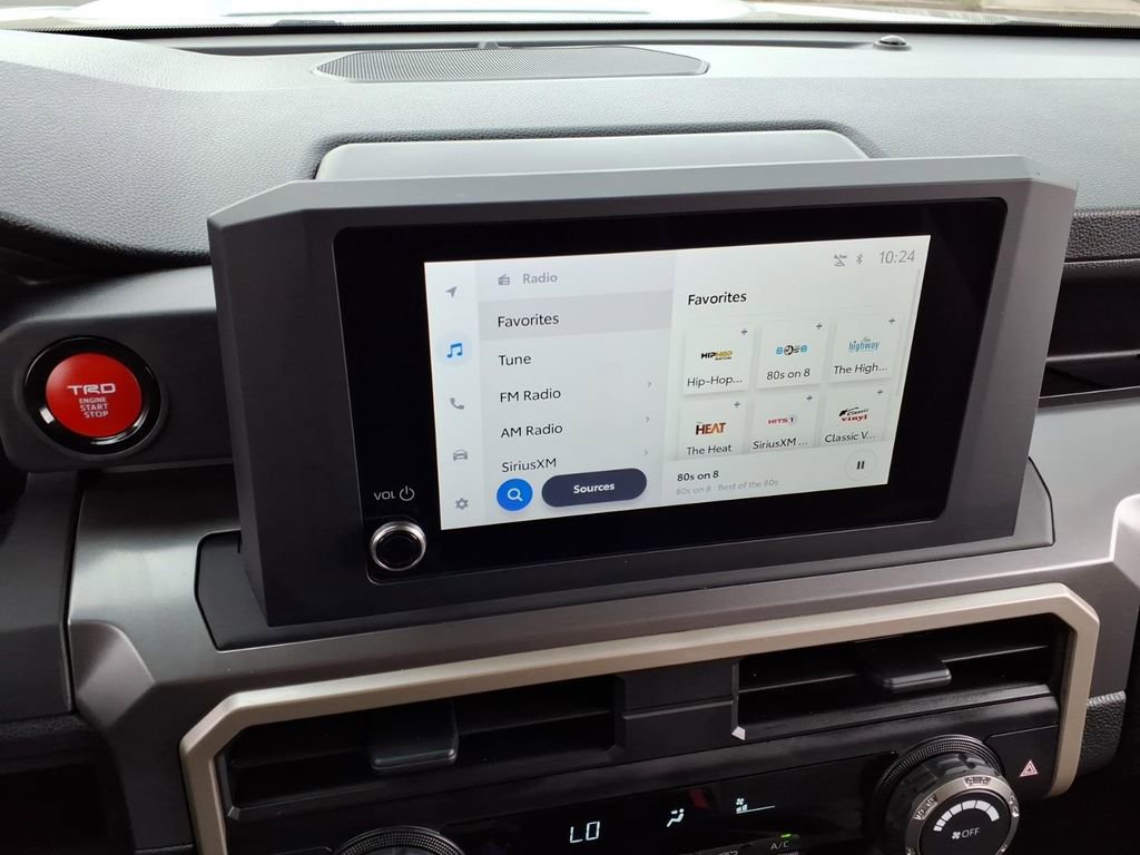 Used 2024 Toyota Tacoma TRD Sport image 19