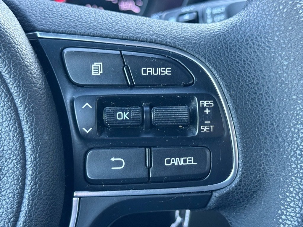 Used 2018 Kia Optima LX image 24