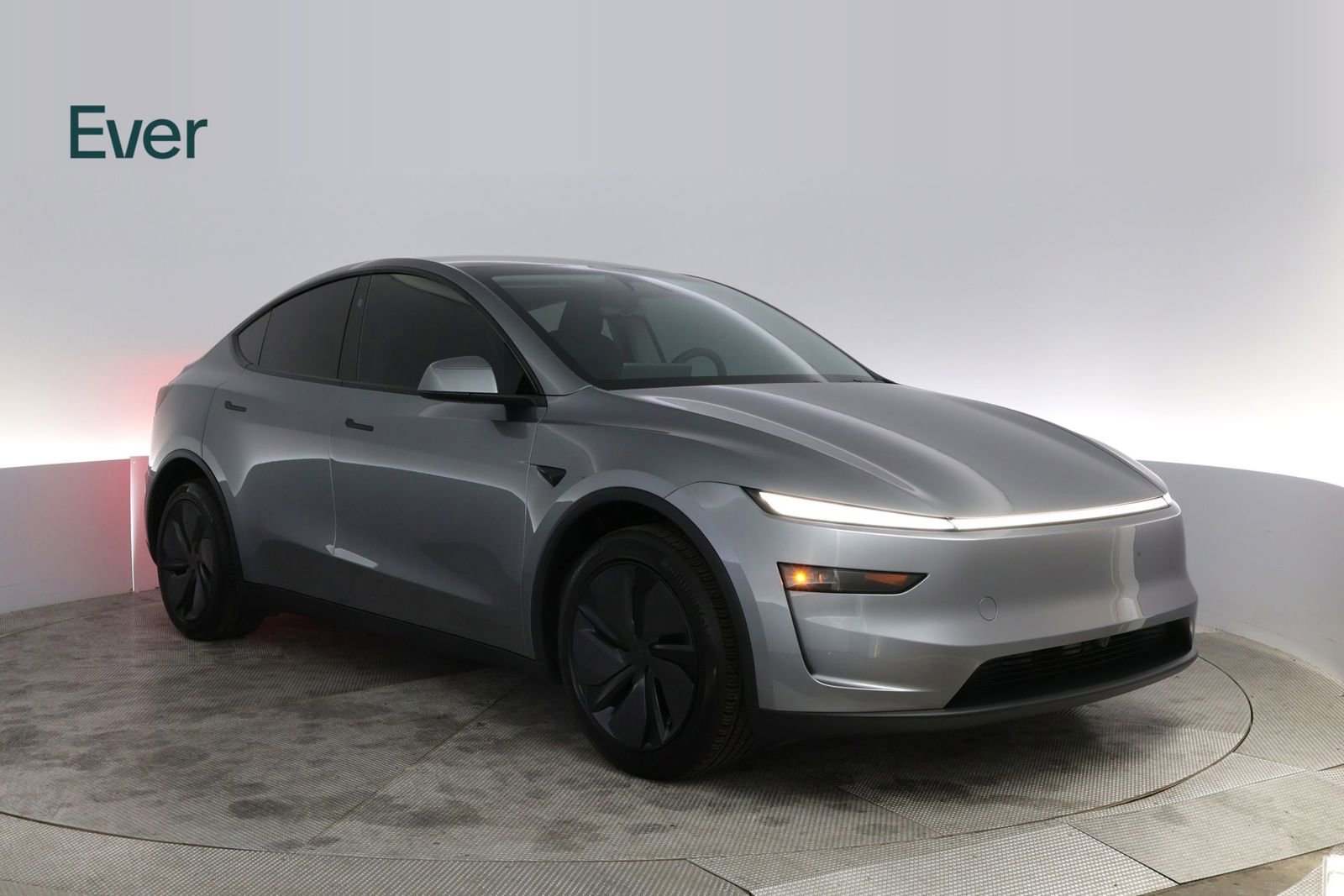 Used 2026 Tesla Model Y 2WD image 13