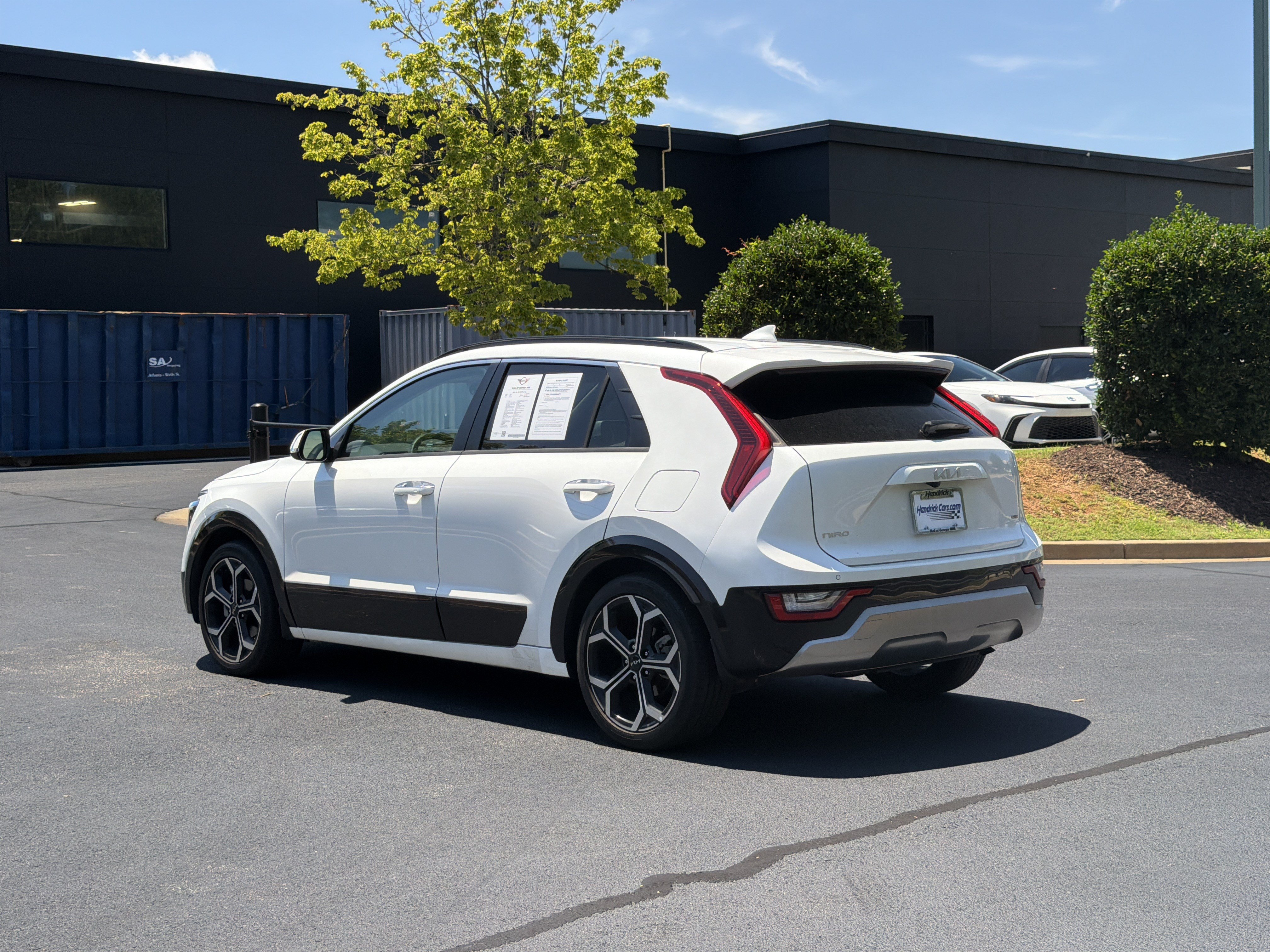 Used 2023 Kia Niro SX Touring FWD image 15