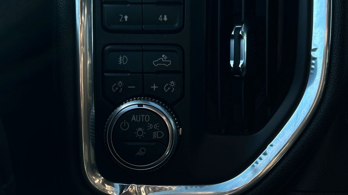 Used 2019 GMC Sierra 1500 Denali w/ Denali Ultimate Package image 23