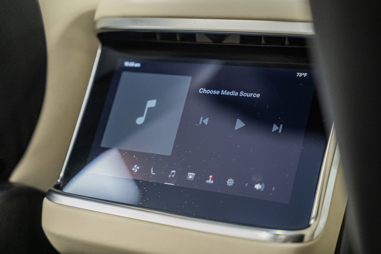 Used 2022 Tesla Model X image 34