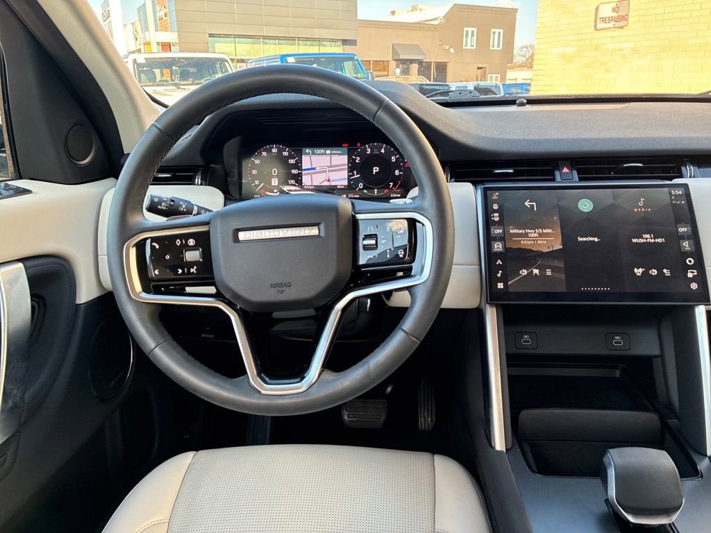Used 2024 Land Rover Discovery Sport S image 13