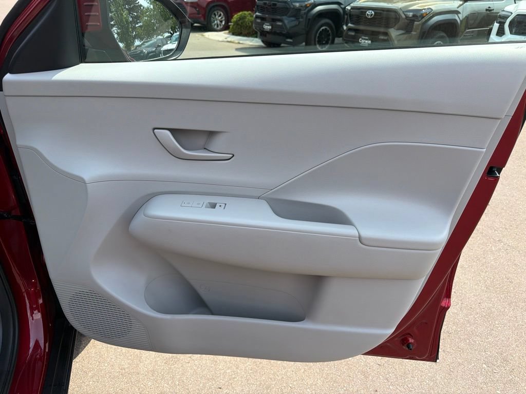 Used 2024 Hyundai Kona SEL AWD/4WD image 10