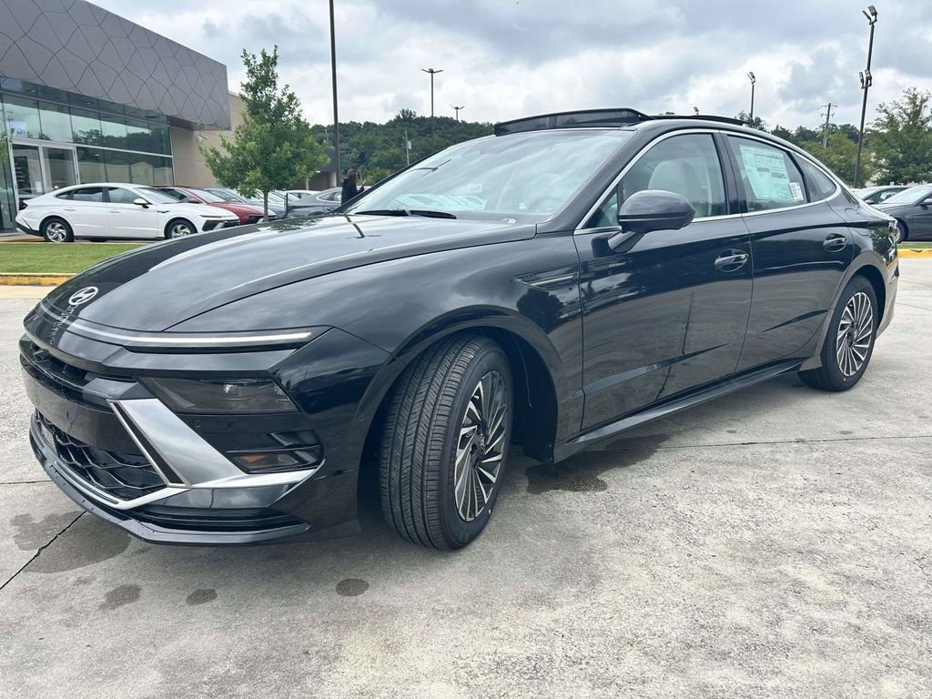 New 2026 Hyundai Sonata Limited FWD image 7