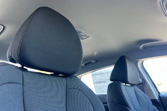 New 2026 Hyundai Elantra SE FWD image 15