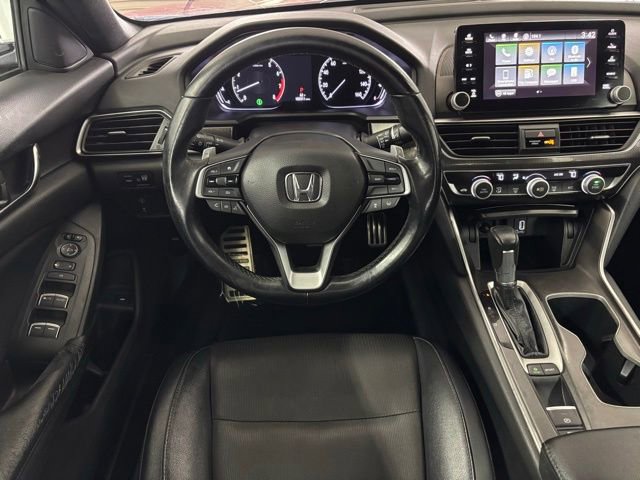 Used 2018 Honda Accord Sport image 18