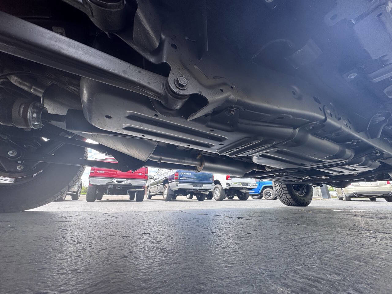 Used 2023 Jeep Gladiator Mojave w/ Trailer Tow Package AWD/4WD image 54