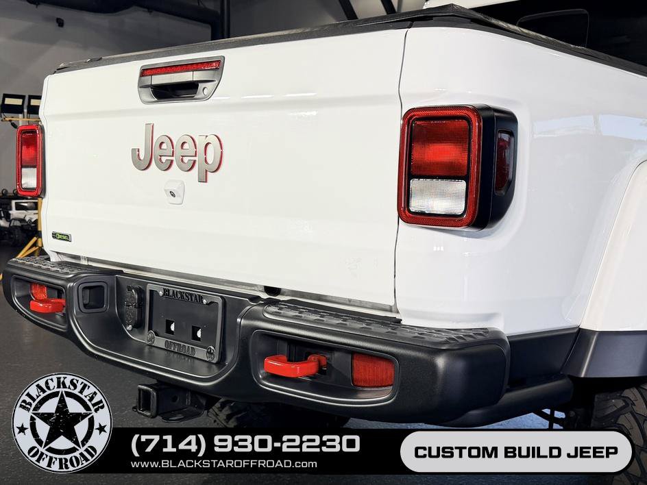 Used 2023 Jeep Gladiator Rubicon w/ Trailer Tow Package AWD/4WD image 12