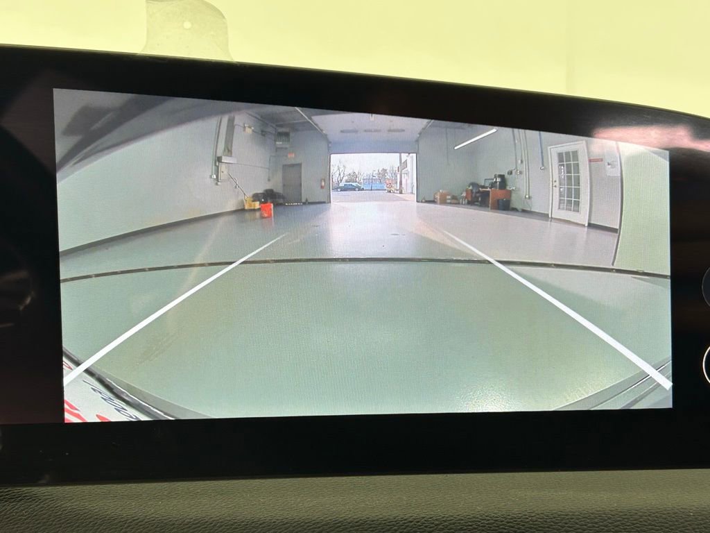 Used 2023 Lucid Air Touring image 19