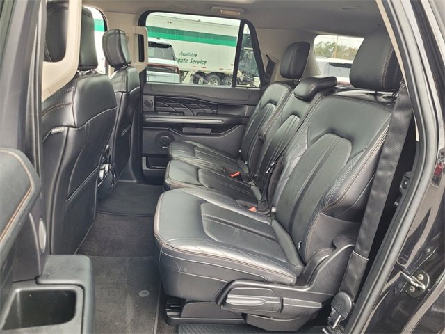 Used 2019 Ford Expedition Max Platinum image 9