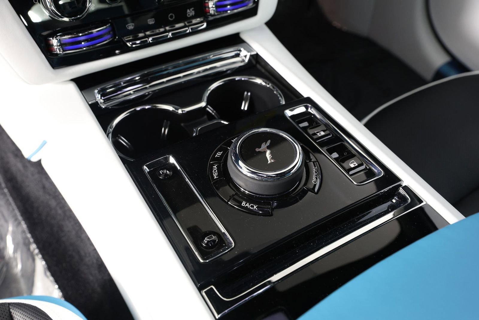 New 2025 Rolls-Royce Spectre w/ Spectre Launch Package image 18