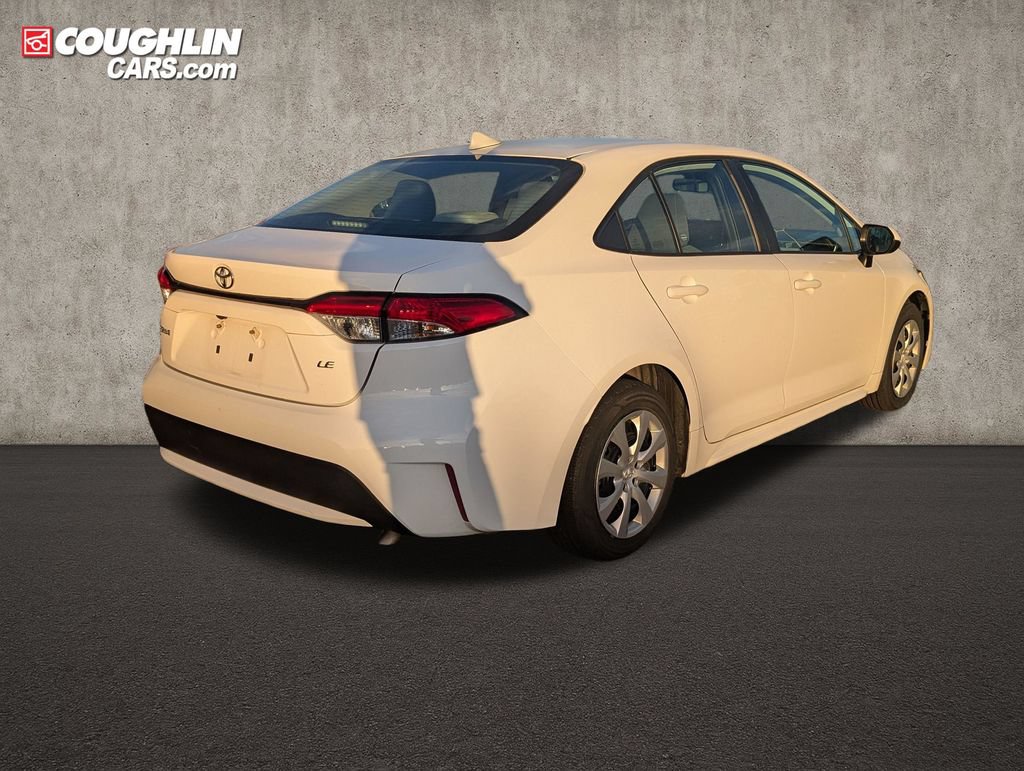 Used 2022 Toyota Corolla LE FWD image 7