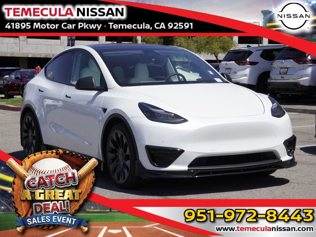 Used 2022 Tesla Model Y Performance AWD/4WD image 1