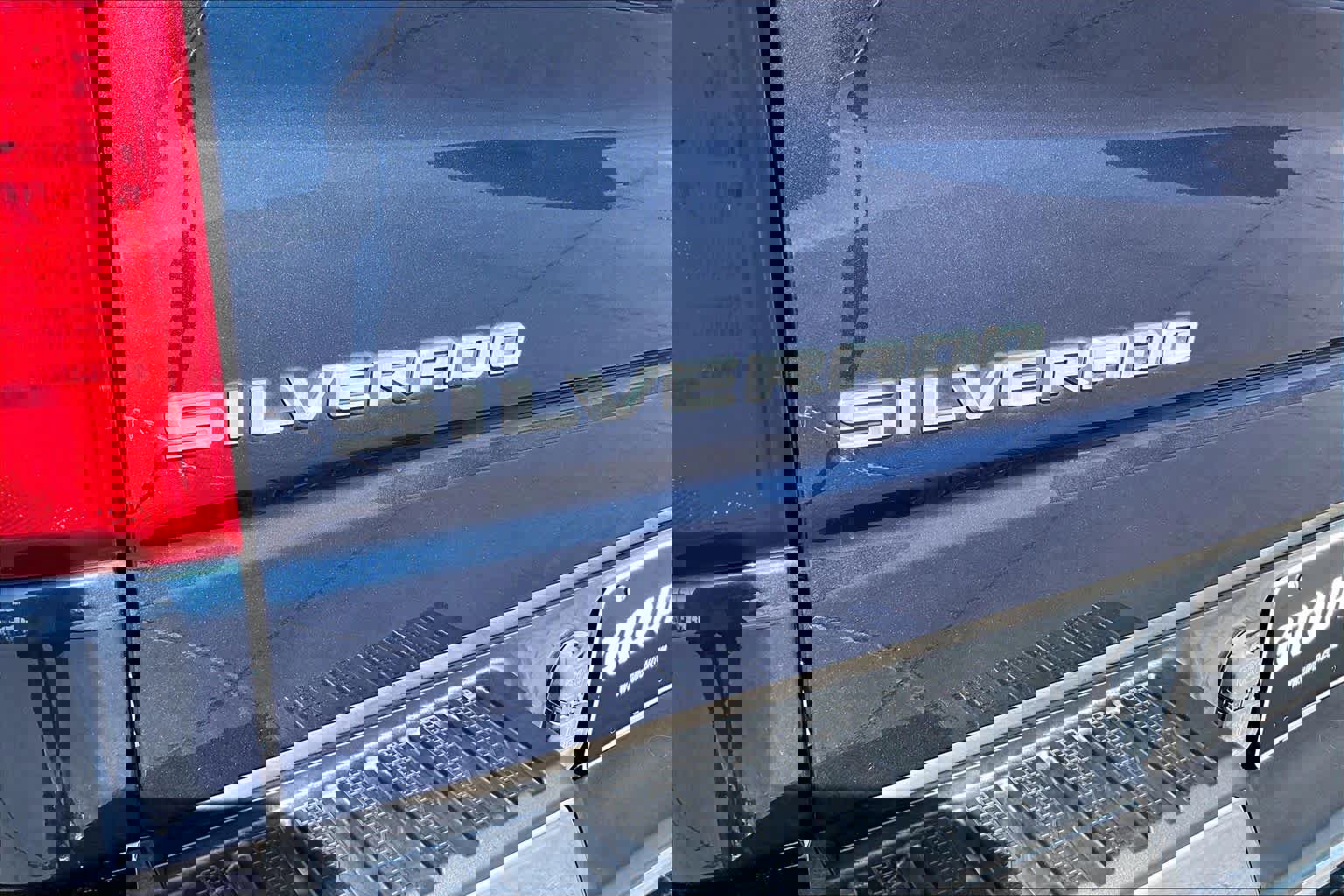 Used 2020 Chevrolet Silverado 1500 LT w/ Texas Edition RWD image 10