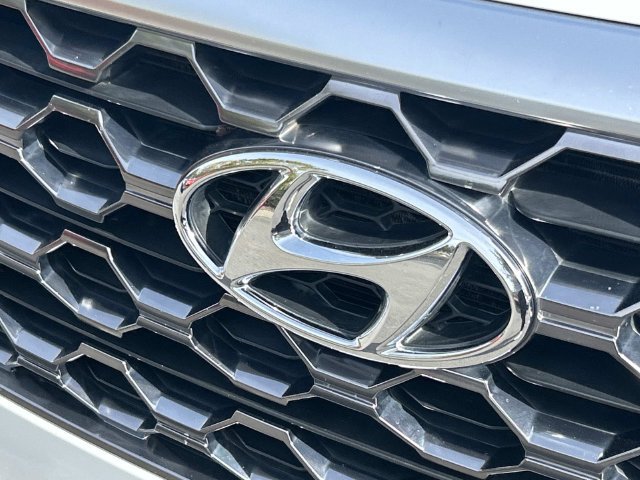 Used 2020 Hyundai Santa Fe SEL w/ Convenience + Premium Package FWD image 10