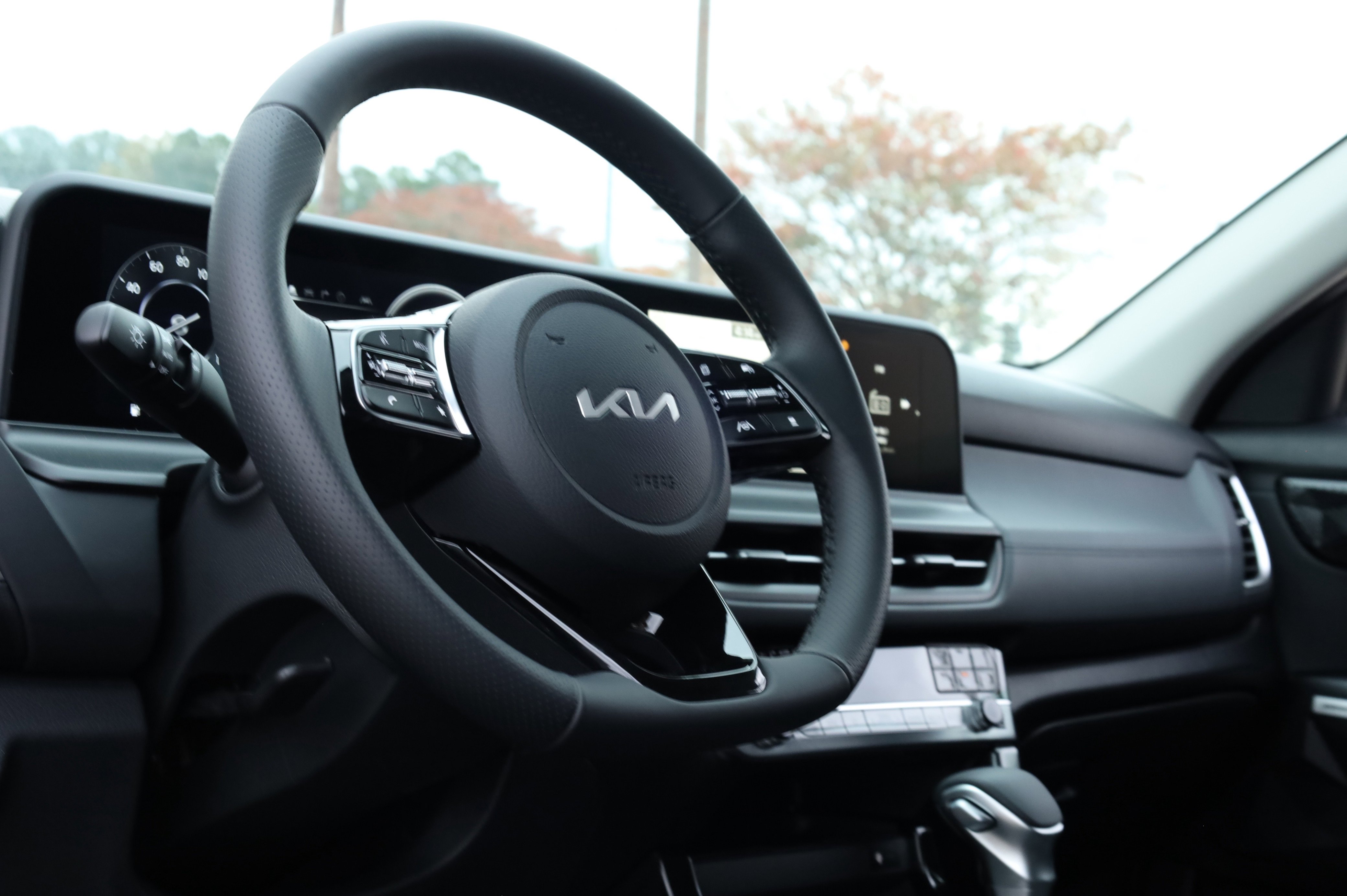 New 2026 Kia Seltos SX image 24