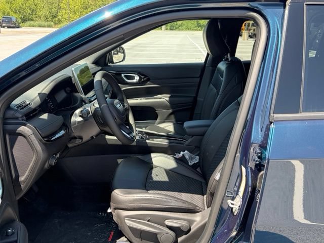 New 2026 Jeep Compass Latitude AWD/4WD image 15
