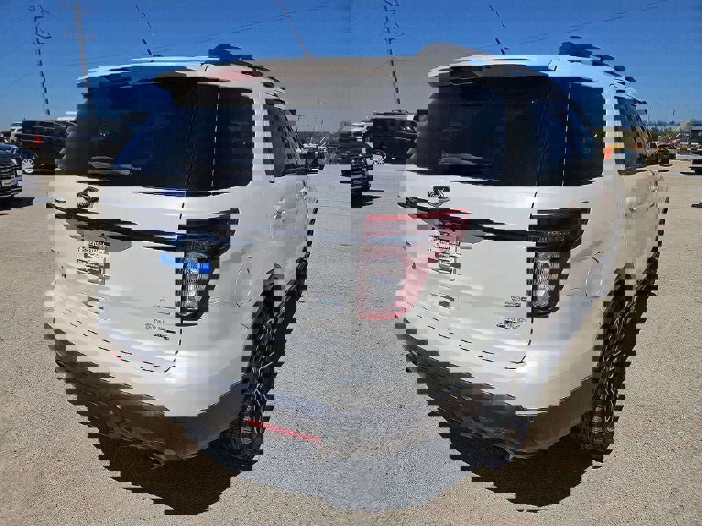 Used 2015 Ford Explorer Sport w/ Equipment Group 401A image 7