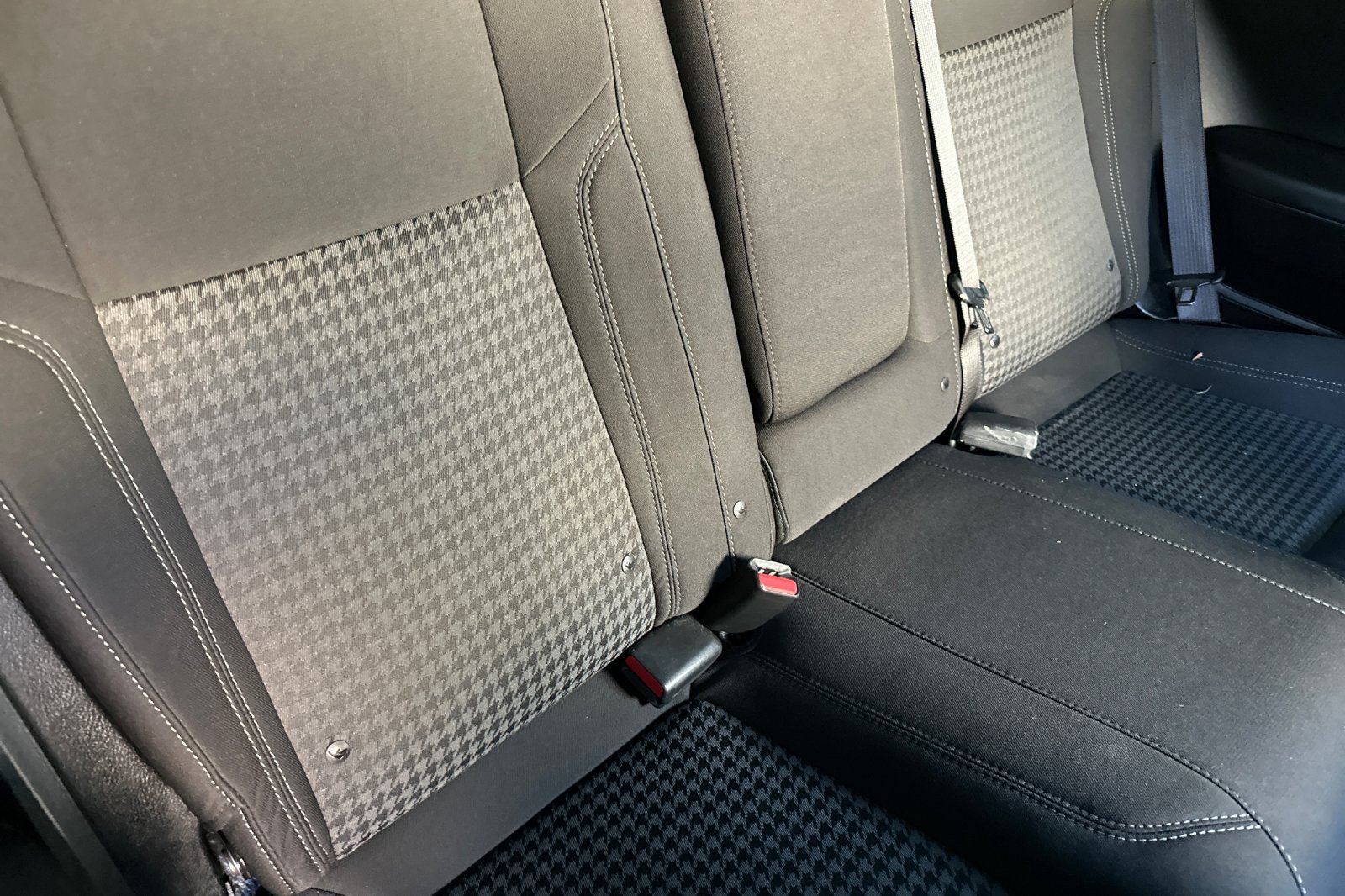 Used 2023 Dodge Challenger SXT w/ Blacktop Package image 17