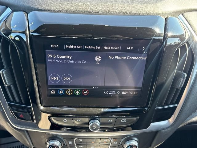Used 2023 Chevrolet Traverse LT FWD image 28