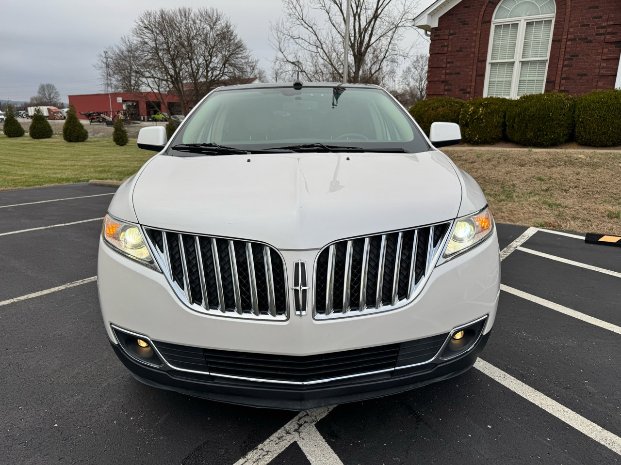Used 2011 Lincoln MKX AWD w/ 102A Rapid Spec Order Code image 14