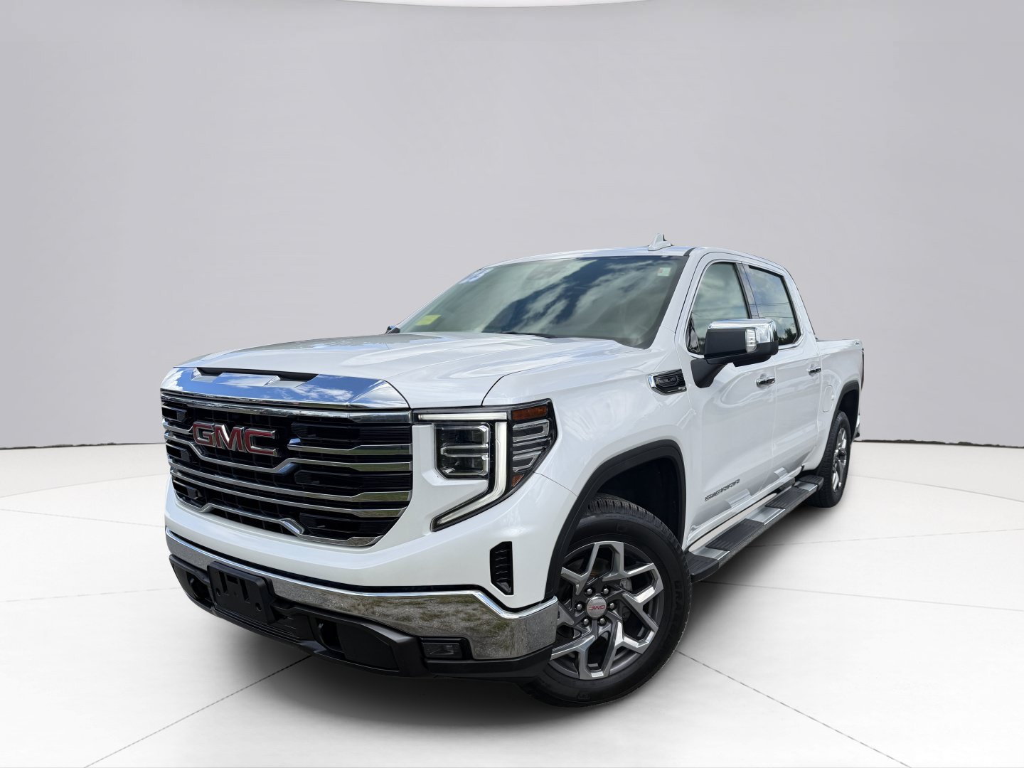 Used 2023 GMC Sierra 1500 SLT w/ SLT Premium Package