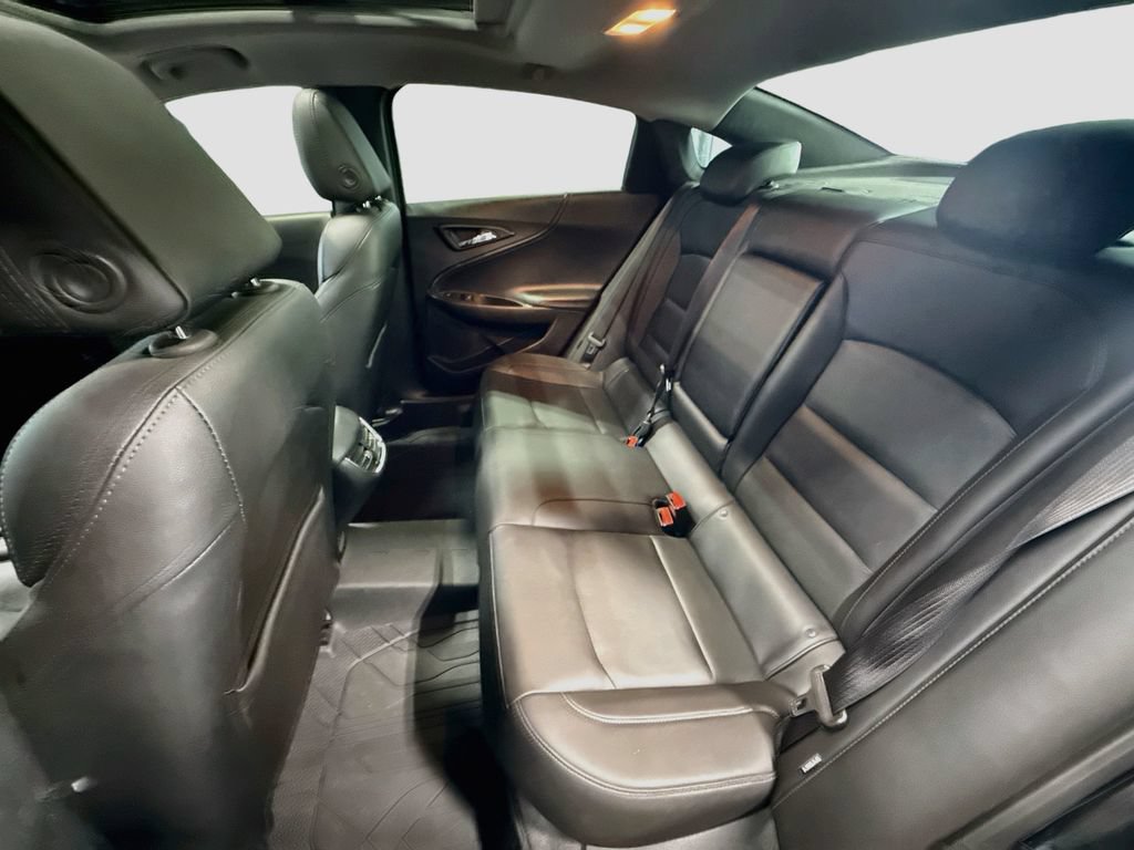 Used 2019 Chevrolet Malibu Premier w/ Sun and Wheel Package FWD image 24