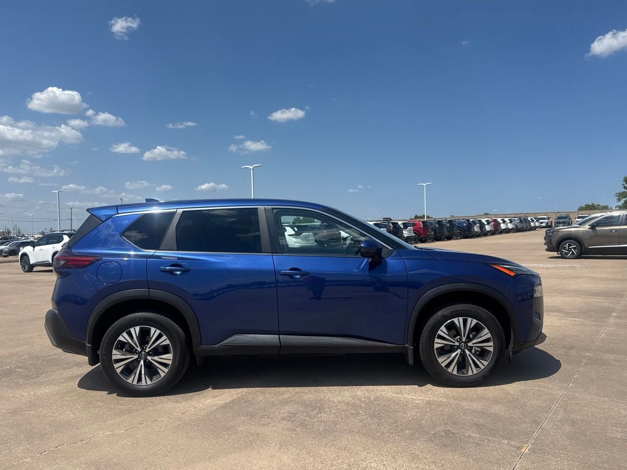 Certified 2023 Nissan Rogue SV AWD/4WD image 25