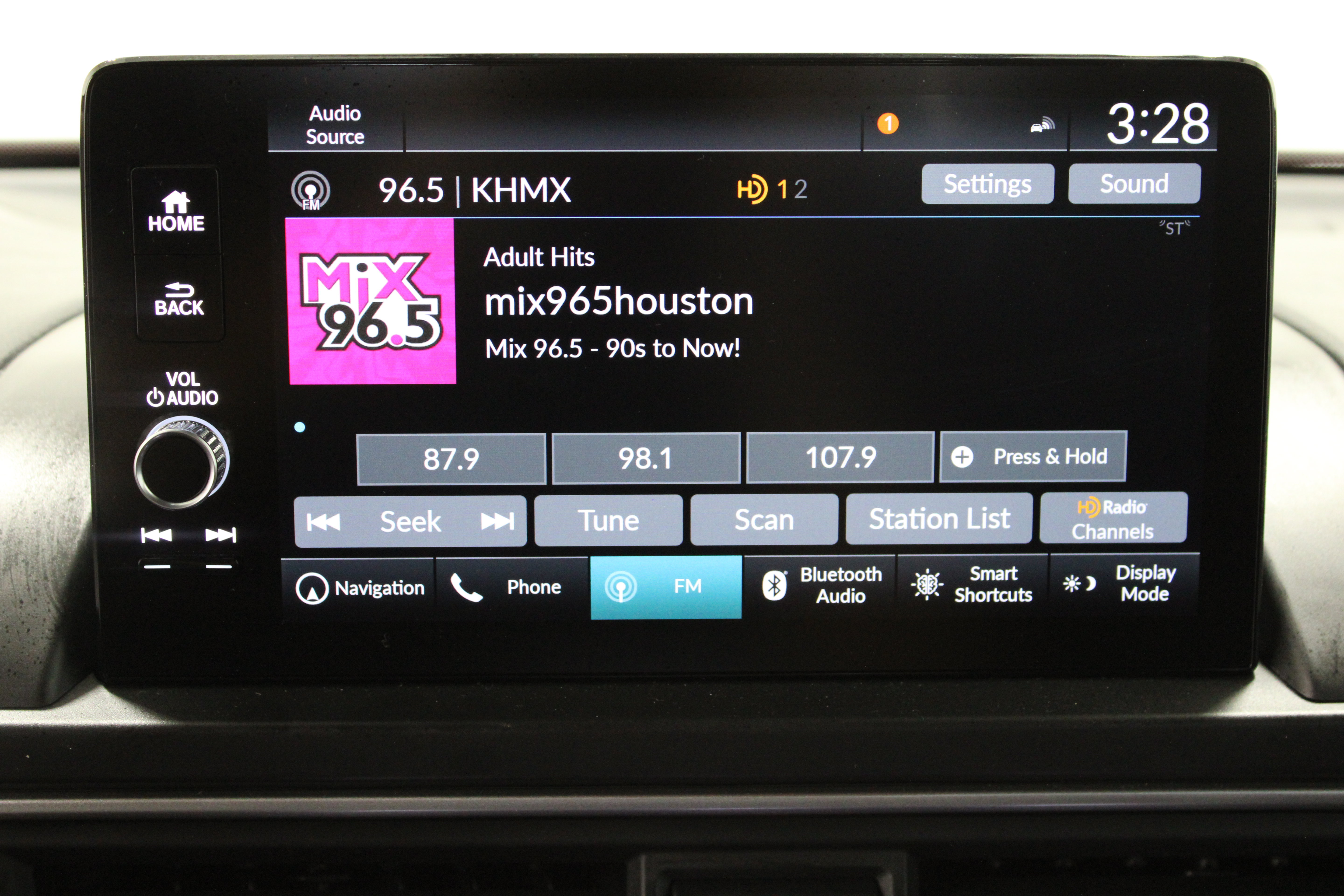 Used 2025 Honda Pilot Black Edition image 19