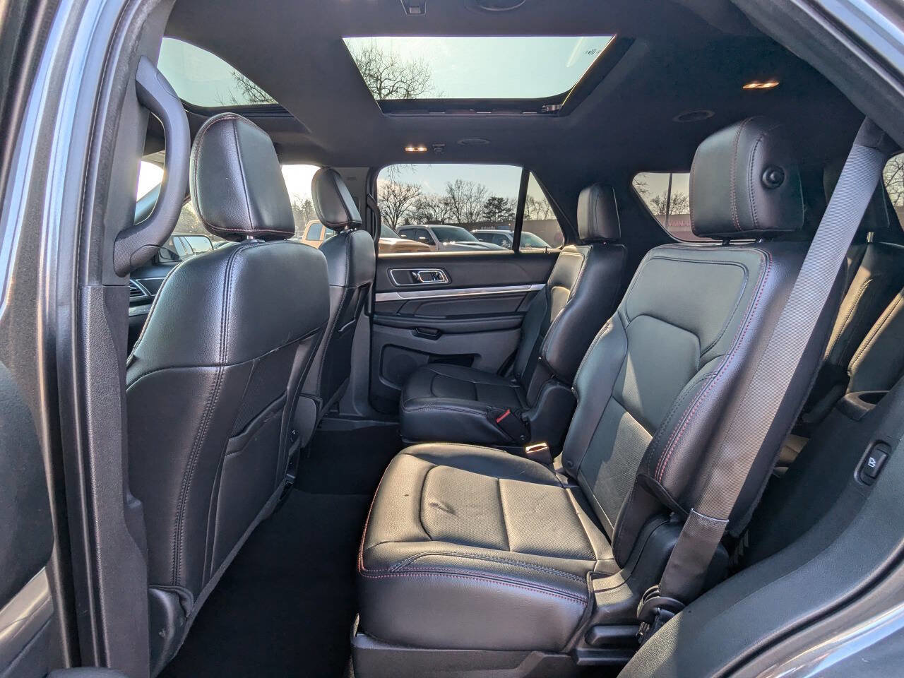 Used 2019 Ford Explorer Sport w/ Equipment Group 401A image 13