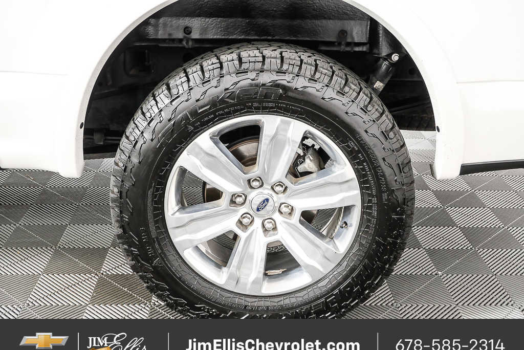 Used 2018 Ford F150 Platinum w/ Equipment Group 701A Luxury image 36