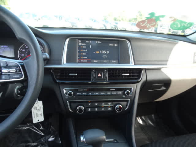 Used 2020 Kia Optima LX image 26