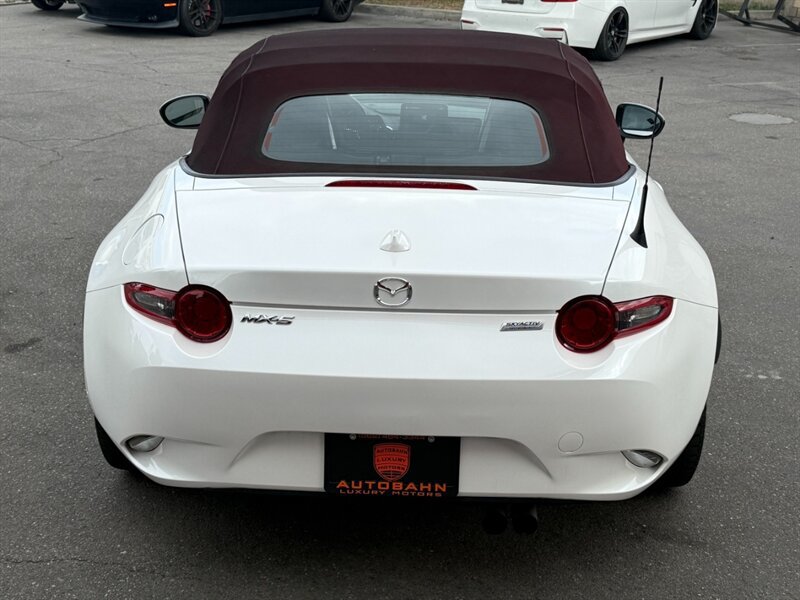 Used 2018 MAZDA MX-5 Miata Grand Touring RWD image 12