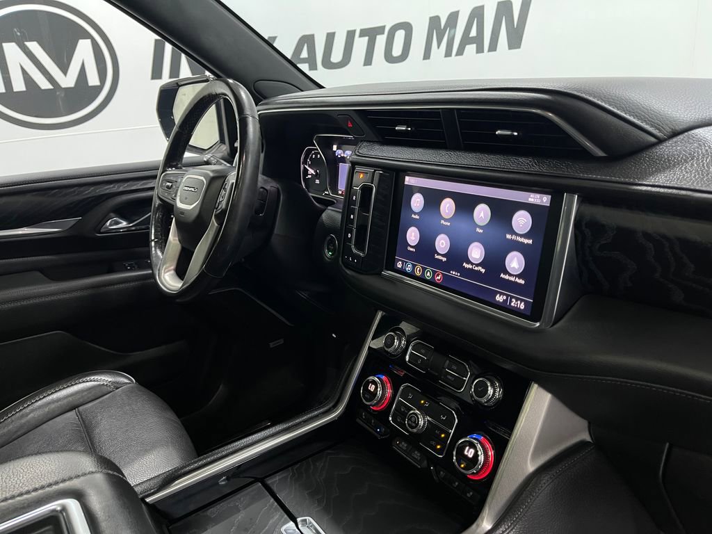Used 2021 GMC Yukon Denali w/ Advanced Technology Package image 21
