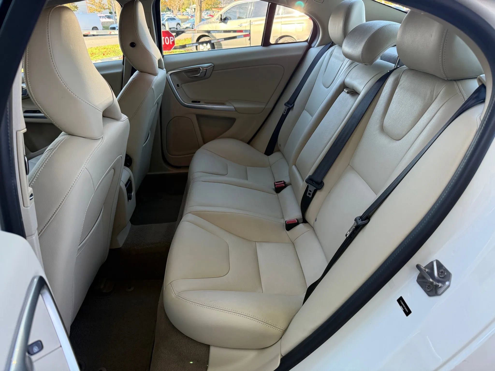 Used 2015 Volvo S60 T5 Premier image 17