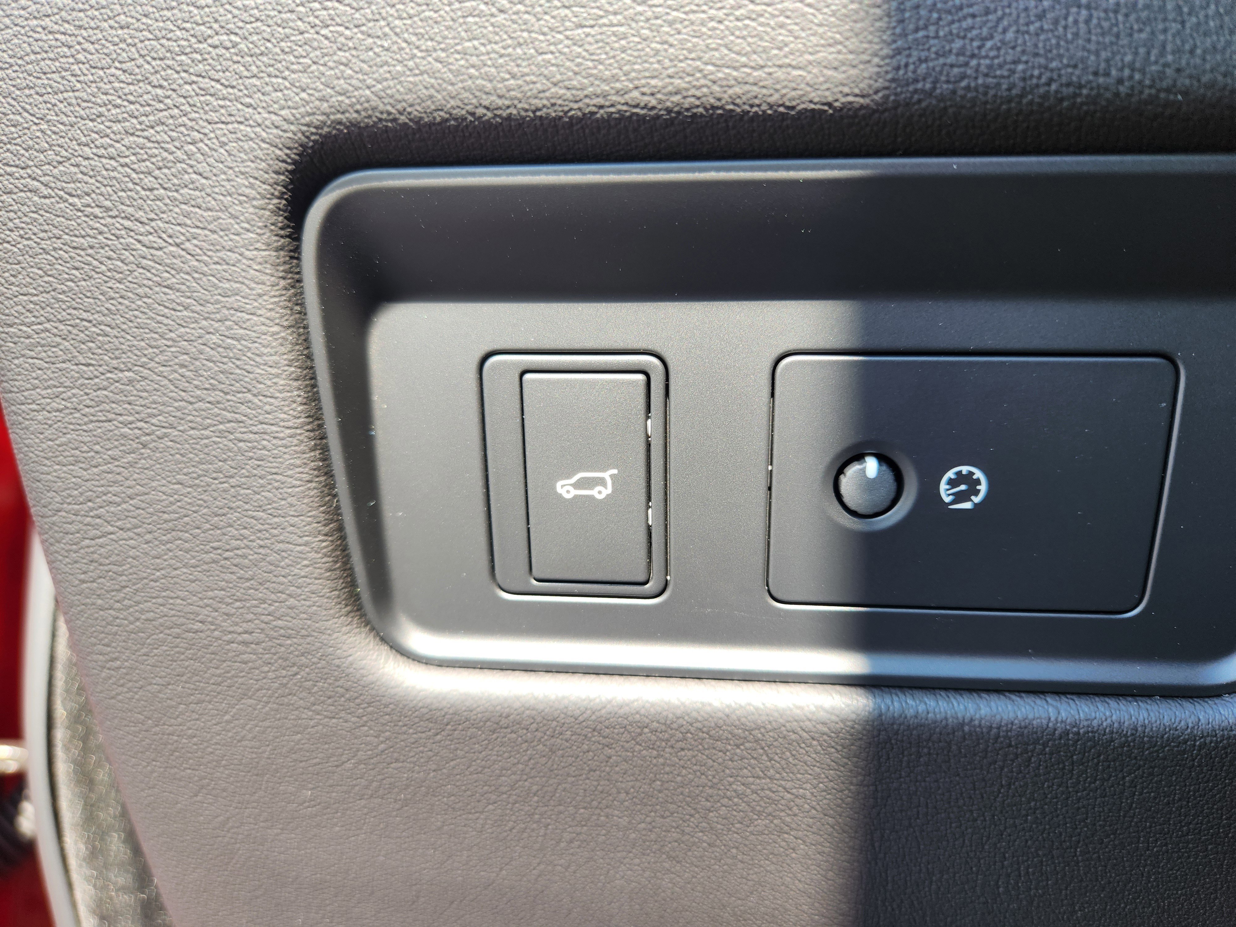 New 2026 Jaguar F-PACE R-Dynamic S image 34