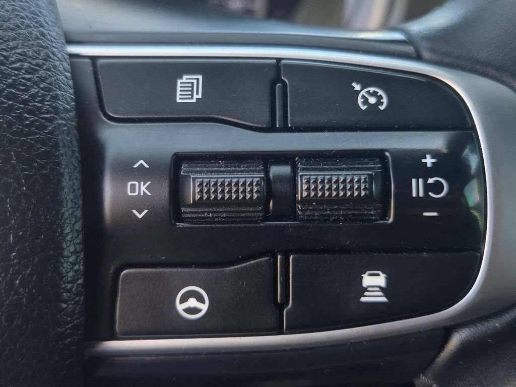 Used 2023 Kia K5 GT-Line FWD image 16