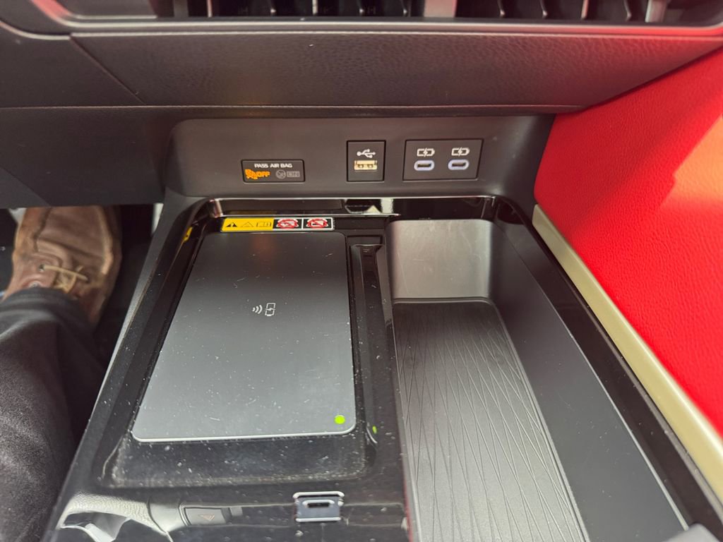 Used 2026 Toyota Camry XSE w/ Premium Plus Package image 24