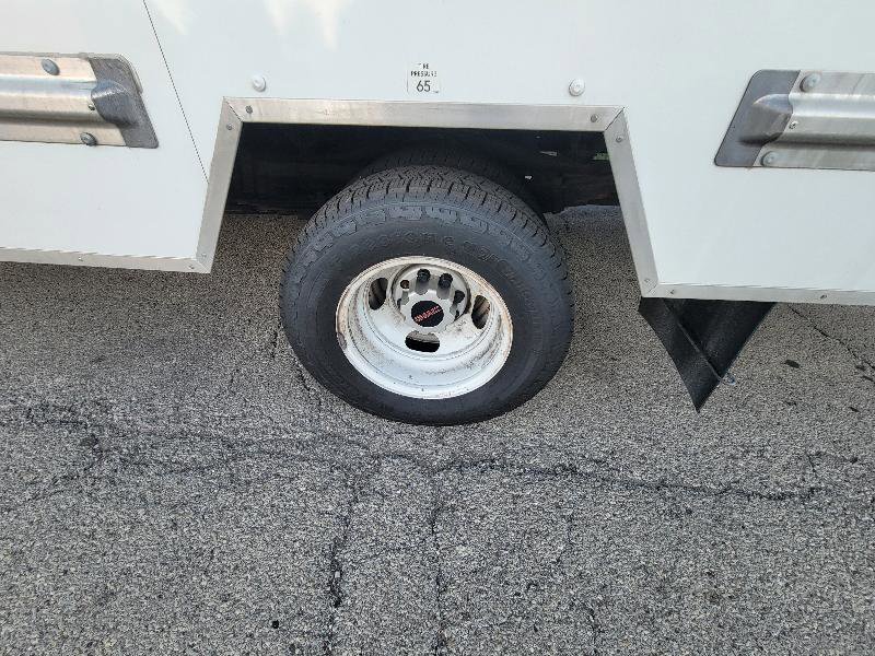 Used 2021 GMC Savana 3500 Extended w/ Power Convenience Package image 32