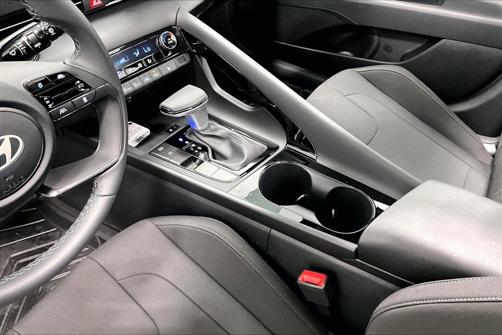 New 2026 Hyundai Elantra SEL Sport Premium FWD image 20