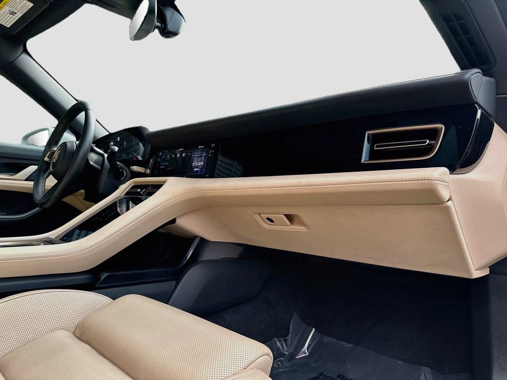 Certified 2023 Porsche Taycan 4S AWD/4WD image 31