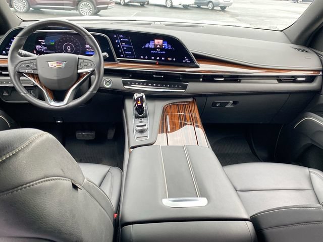 Used 2023 Cadillac Escalade ESV Luxury AWD/4WD image 21
